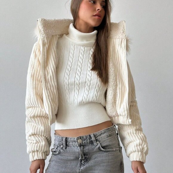 Apricot Casual Women's Corduroy Patchwork faux fur trim Hooded Short Padded Coat - Picture 6 of 6